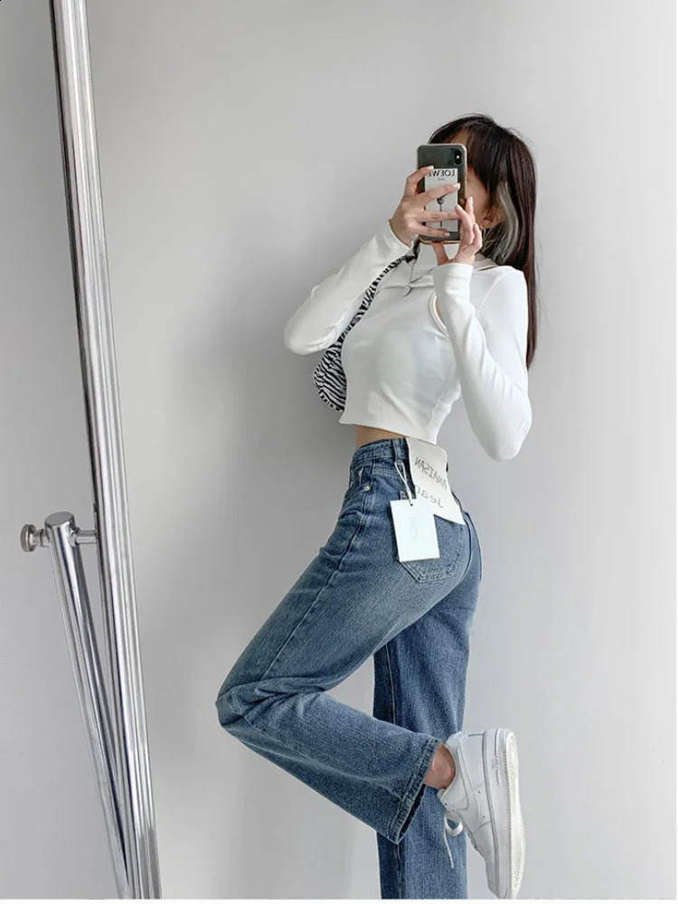 European womens jeans and American loose high waisted slim fit straight blue automatic pocket pants 241021