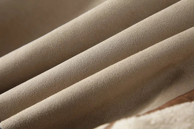 RARFs winter womens thick insulation restores ancient methods such as Suede Wool motorcycle jackets and chic loose synthetic leather 241007