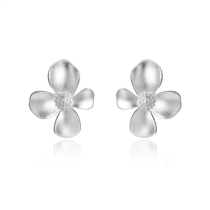 MOVESKI Korean INS Minimalist Flower Stud Earrings 925 Sterling Silver Women Small Fresh Spring Travel Jewelry Gift 241226