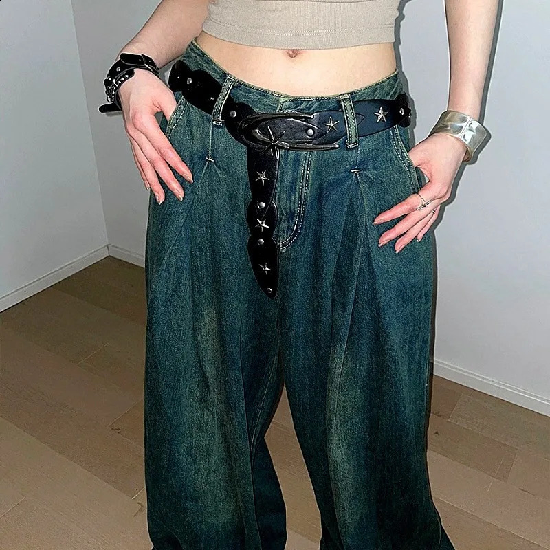 Steampunk belt womens Y2K pentagonal stud belt star western denim emo belt dress Pu leather metal jeans accessories 241021