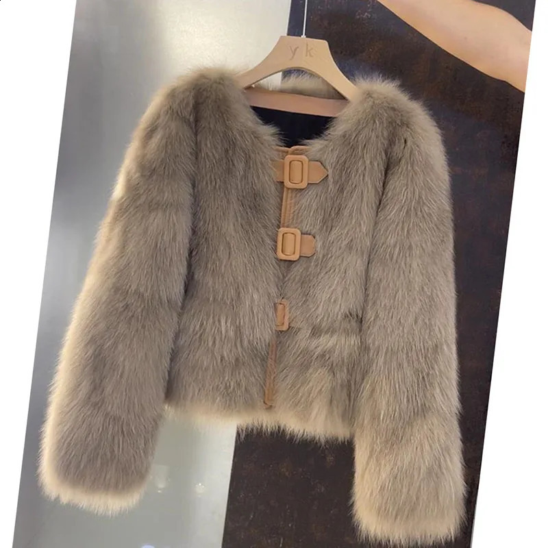 Korean temperature autumn and winter womens jacket fashion ultra-thin fur leather button small perfume jacket women 241021