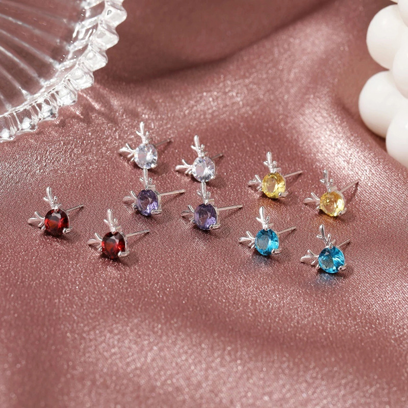 Elegant Christmas Reindeer Earrings - Sparkling Crystal Gemstone Tempered Studs Collection