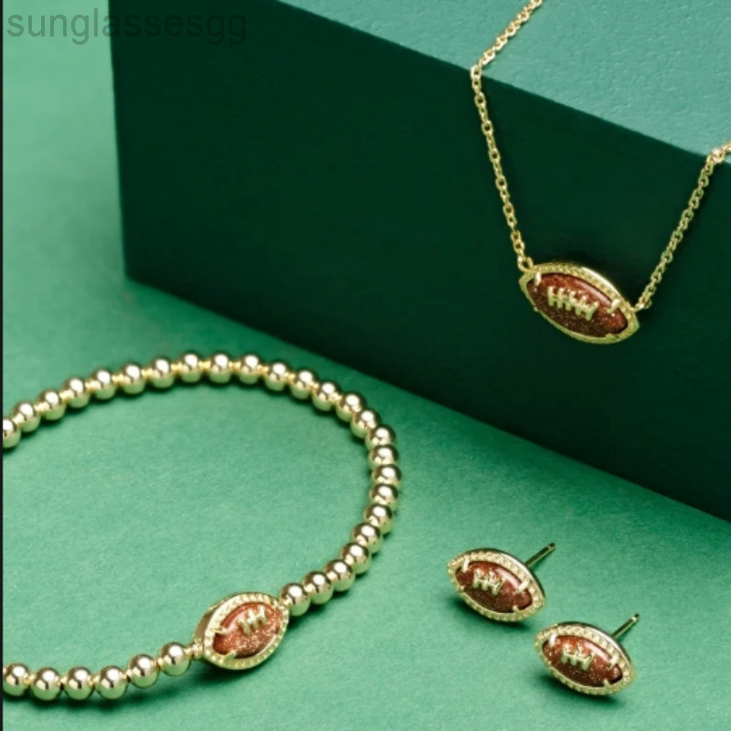 Designer Kendr Scot… - image