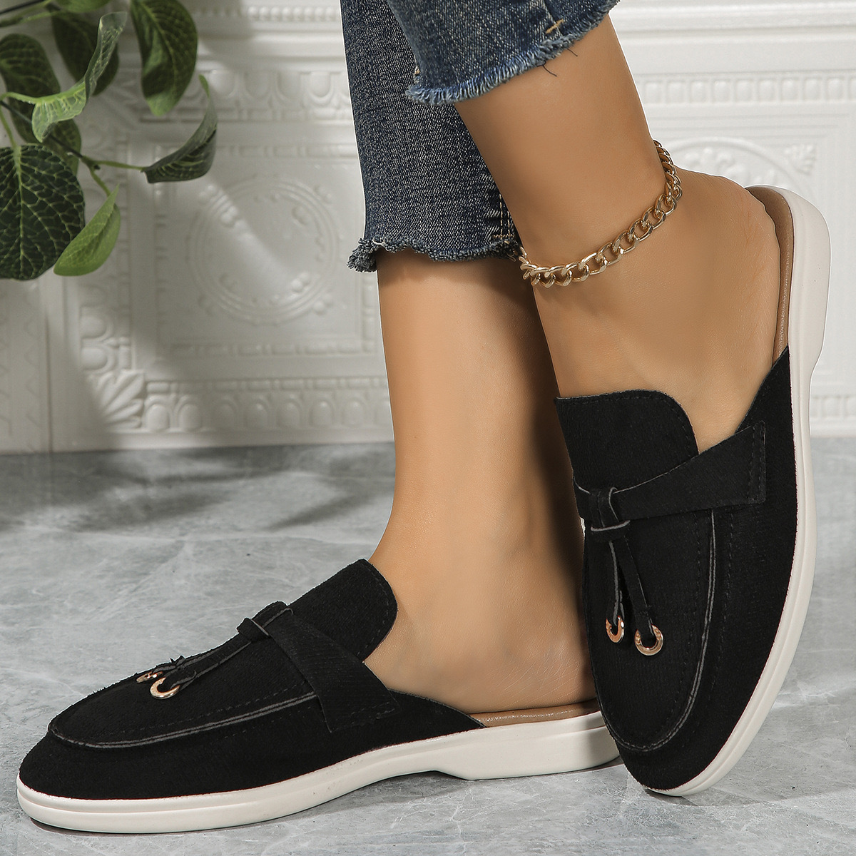 Casual New Flat Bottom Lock Tassel Loafers Fashion Women Single Brand Metal Buckle Slipper Mules Comfortable Slip on Shoes 61a6