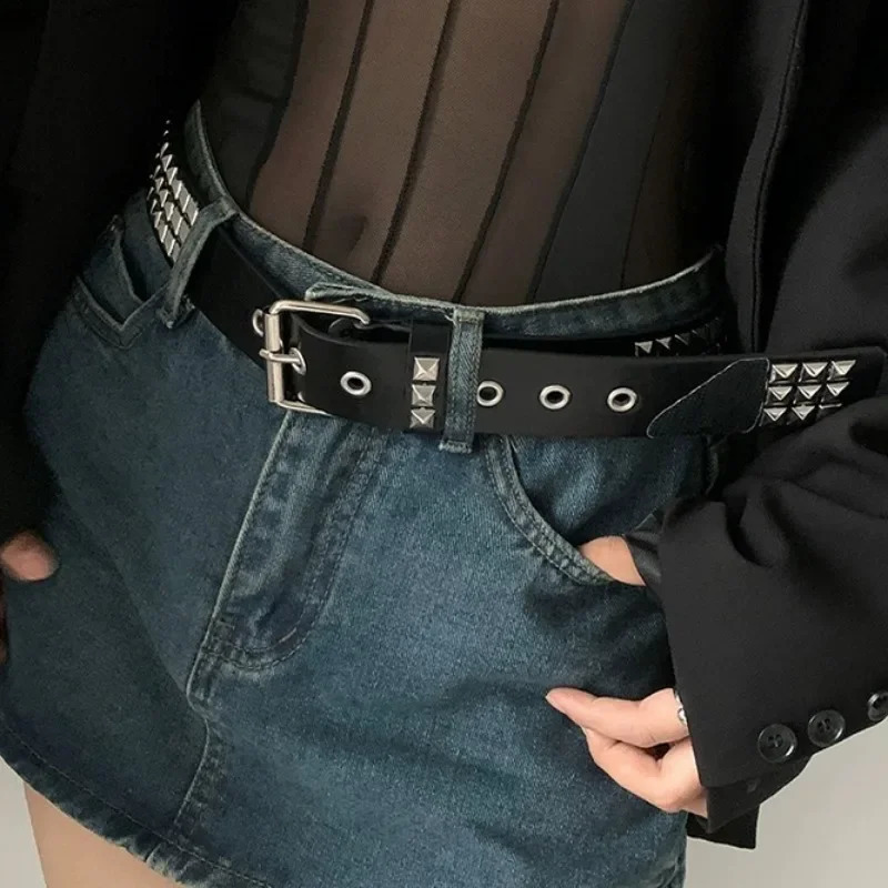 Retro Gothic Studded Belts Women Men Y2K Metal Rivet Studded Belts Daily Versatile Black PU Leather Belts Fashion Accessories 241024