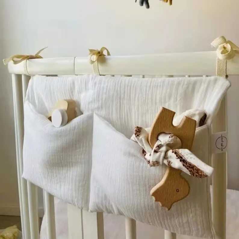 Portable Baby Crib Storage Bag Nappy Organizer Multifunctional Newborn Bed Headboard Diaper Bag for Kids Baby Items BeddingC250326