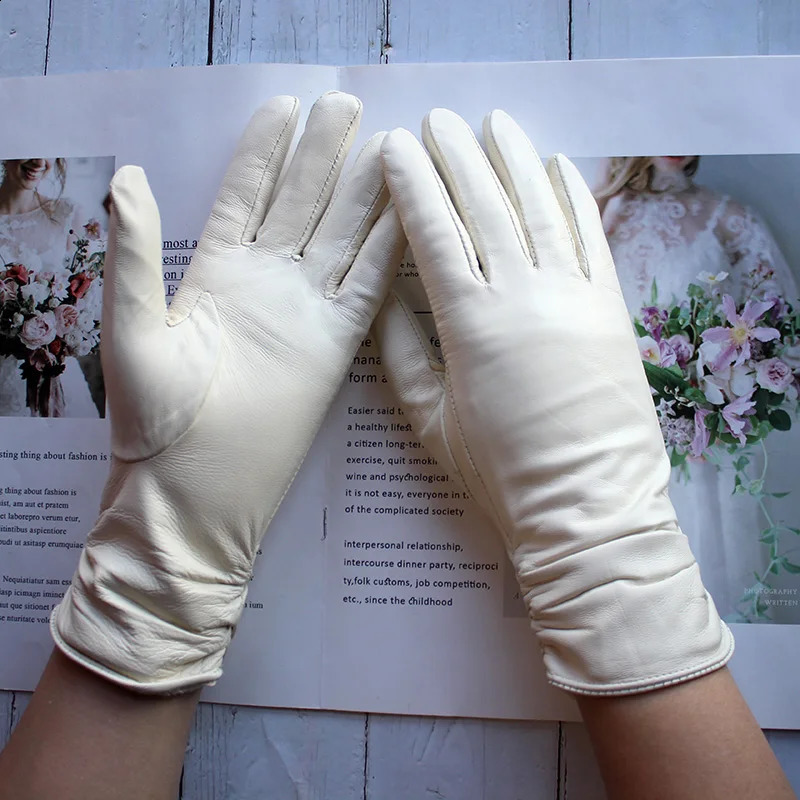 Winter Warm Sheepskin Gloves for Women with Velvet Lining and Colored Genuine Leather Motorcycle Driving Gloves 241024