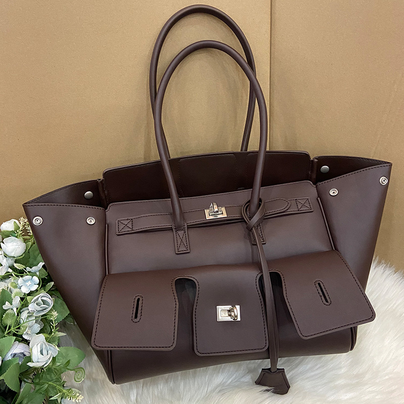 Black Bag Large Capacity Travel Luggage Bag High Quality Square Buckle Design Shoulder Luxury Handbag Shopper Women Bag
