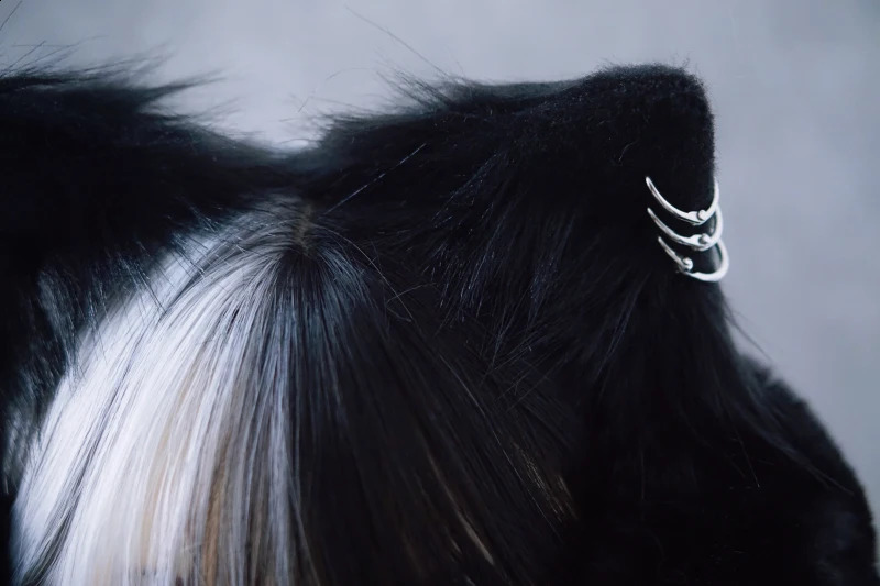 Harajuku Gothic Cross Metal Chain Plush Cat Ear Warm Earmuffs Winter Faux Fur Black Rivet Warmer Muffs Streetwear Ear Covers 241024