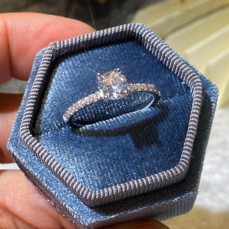 Ring Gold Silver Plated Cubic Zirconia Wedding Engagement Band for Anniversary Party and Couple Gift High Quality Texture