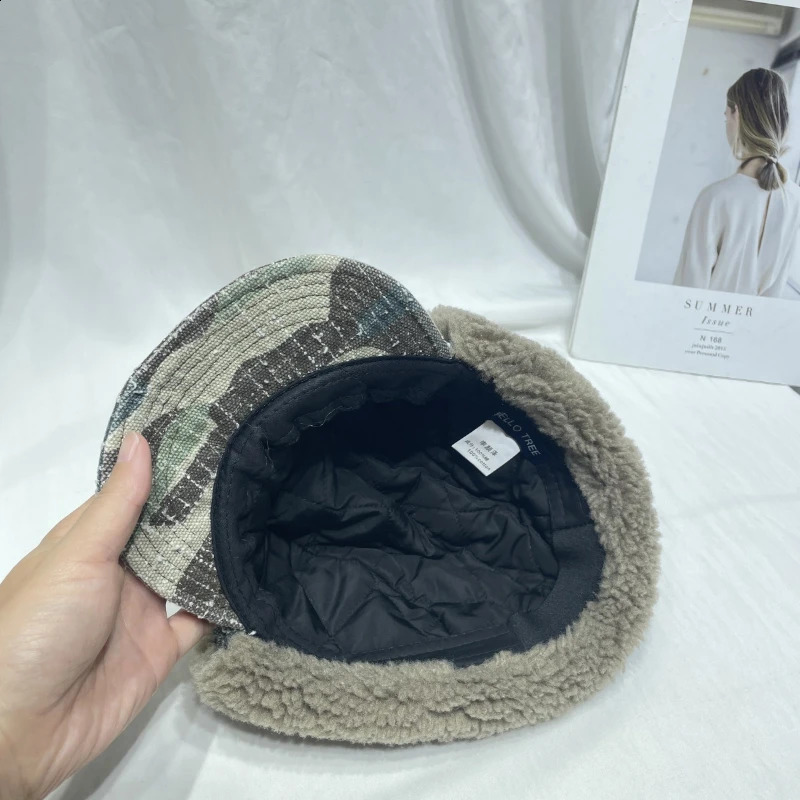 American Retro Polished Camouflage Lei Feng Hat Unisex Winter Outdoor Thickened Thermal Ear Protector Short Brim Flying Hats 241024