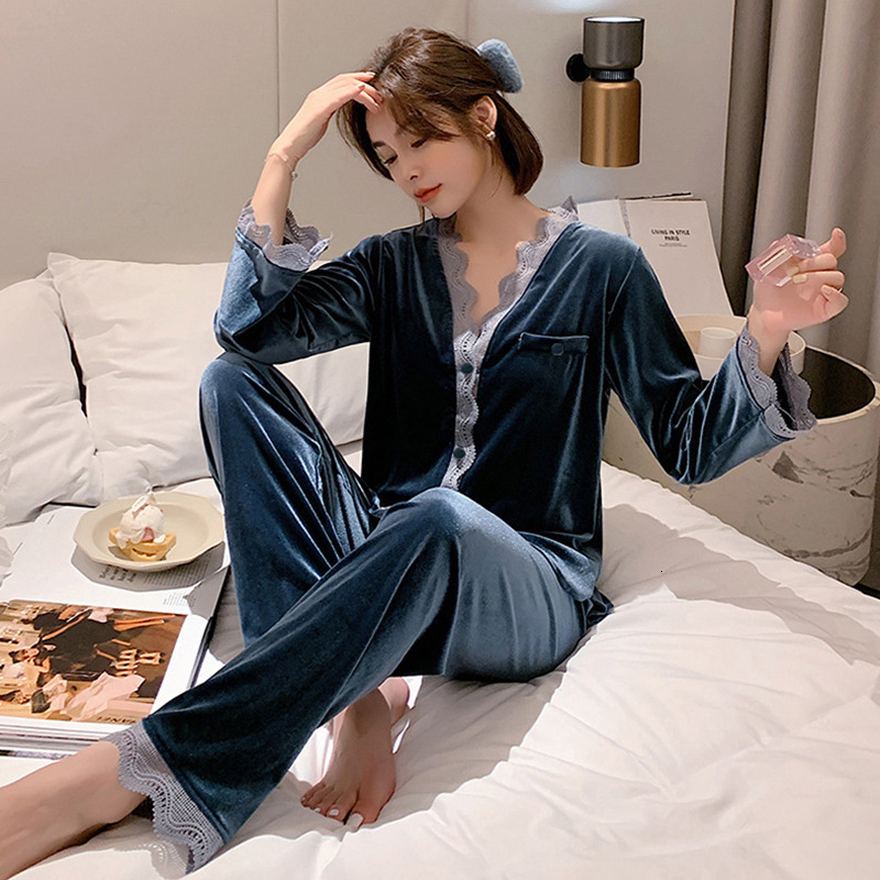 2025 New Long fashion Sleeved Cardigan Set For Winter Women Veet Satin Night Deress V Neck Soft gerie Sleepwear Female Clothes