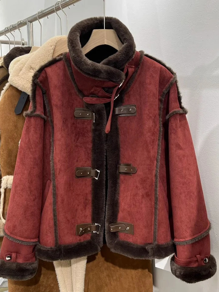 Winter sheepskin coat synthetic fur suede leather womens warm sheepskin coat zipper motorcycle long sleeved short sleeved casual coat 241007CJ