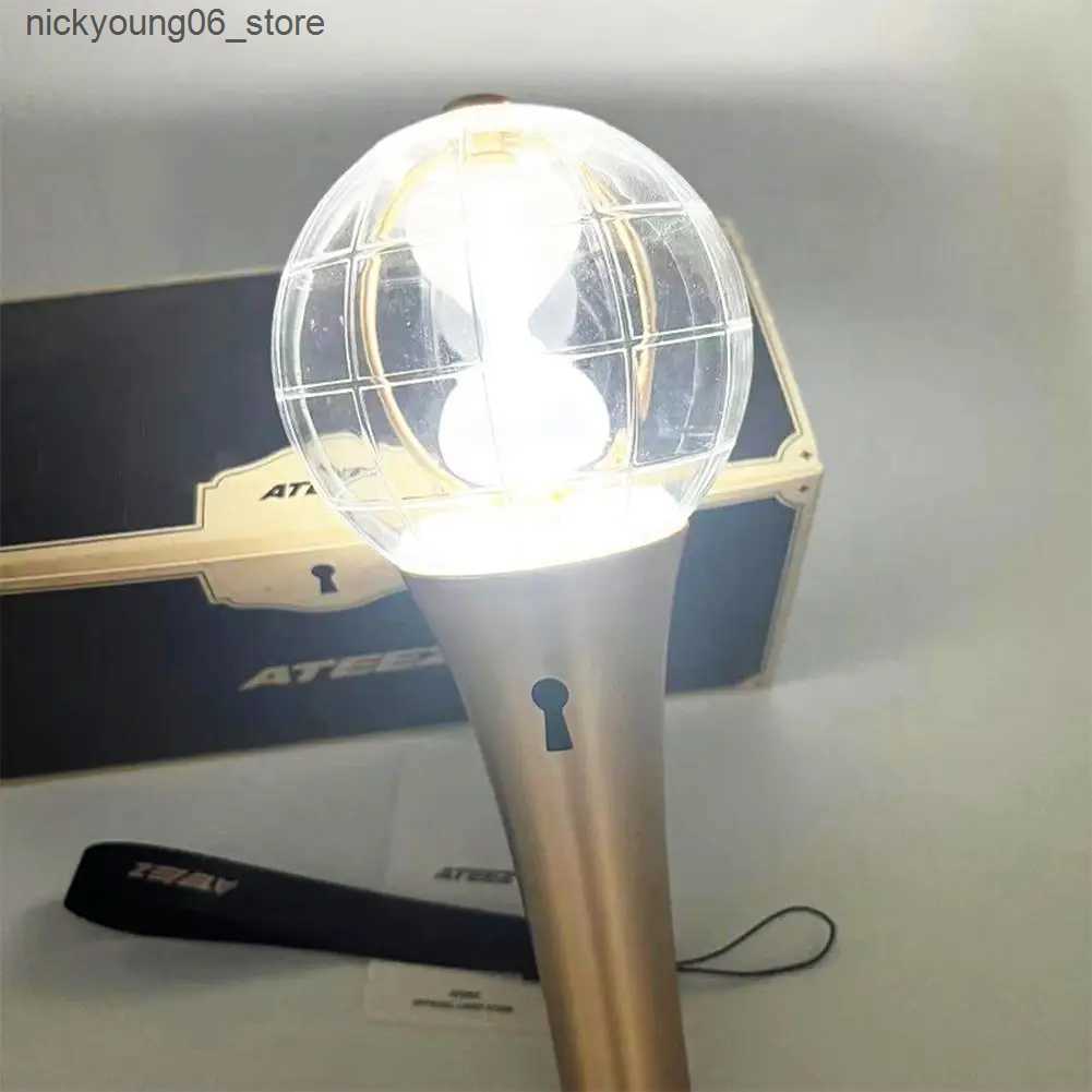 Plush Light - Up toys Ateez 2nd Generation Party Light Pole Concert Light Hand Light Fan Collection Toy Gift Decoration L240910