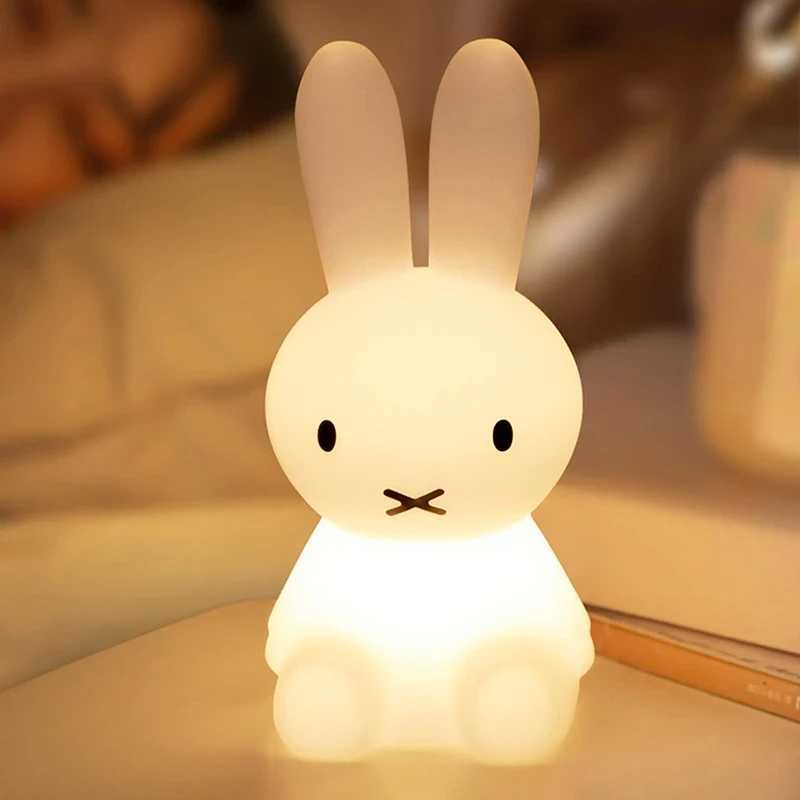 Cute 3D Night Light Kawaii Animated Cartoon Rabbit Eye Protection Rechargeable Desk Lamp Bedroom Childrens Bedlight Campsite Light X241021