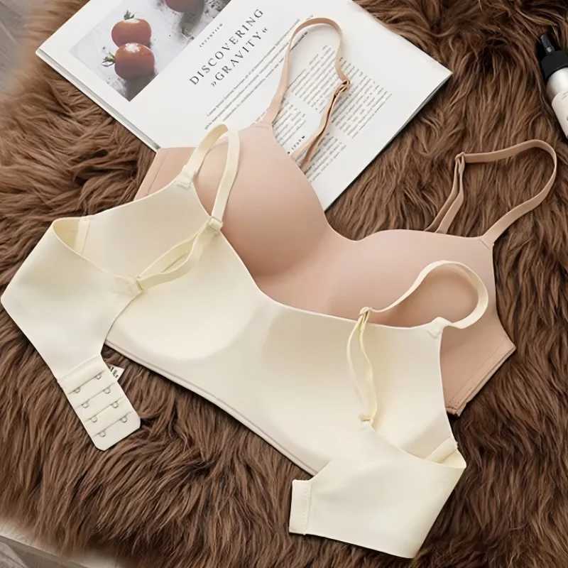 Seamless Bras Women Tube Top Underwear Small Chest Bras Womens Upper port Bra Non-Wire Fe Sexy Lingerie Solid IntimatesX2410