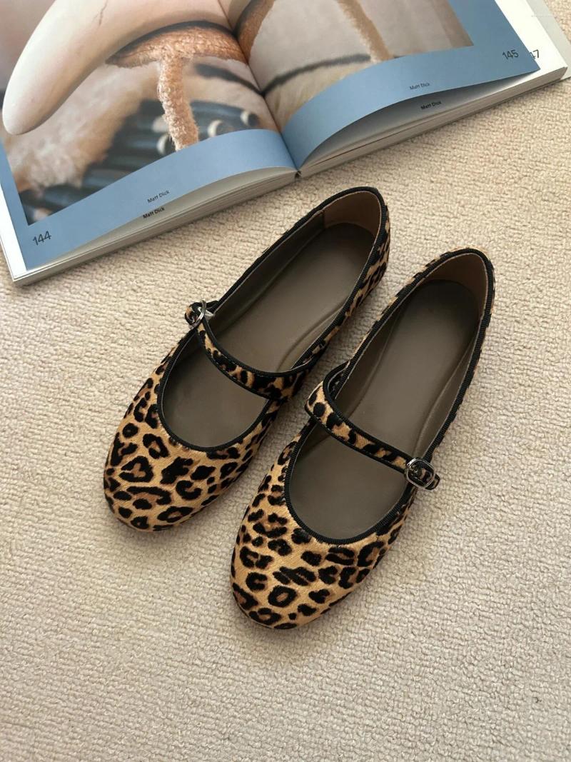 2025 S Fashion Designer Sandals Mary Jane Single Shoes Women S Fall Ballet Style