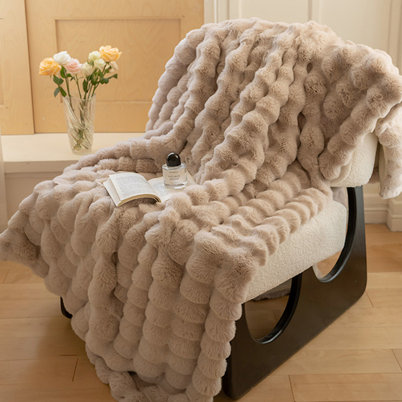 High-grade Faux Rabbit Fur Blanket Autumn Winter Soft Thick Warm Sofa Blanket Bedroom Bedding Nap Blanket Home Decor 240806