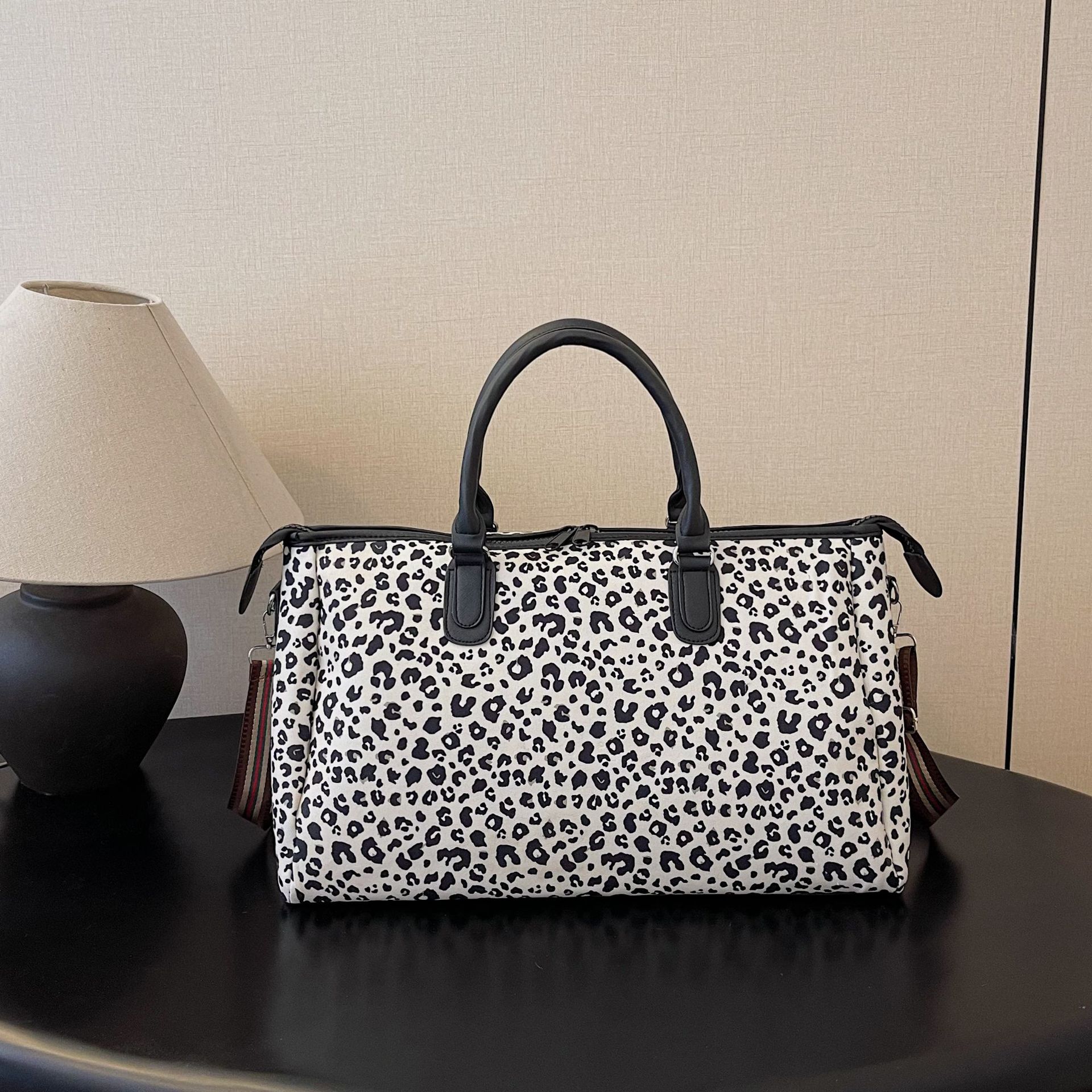 2024 Fashion Tote Shopping and Travel Canvas New Women Popular Handbags Large Capacity Leopard Shoulder Bags R241022