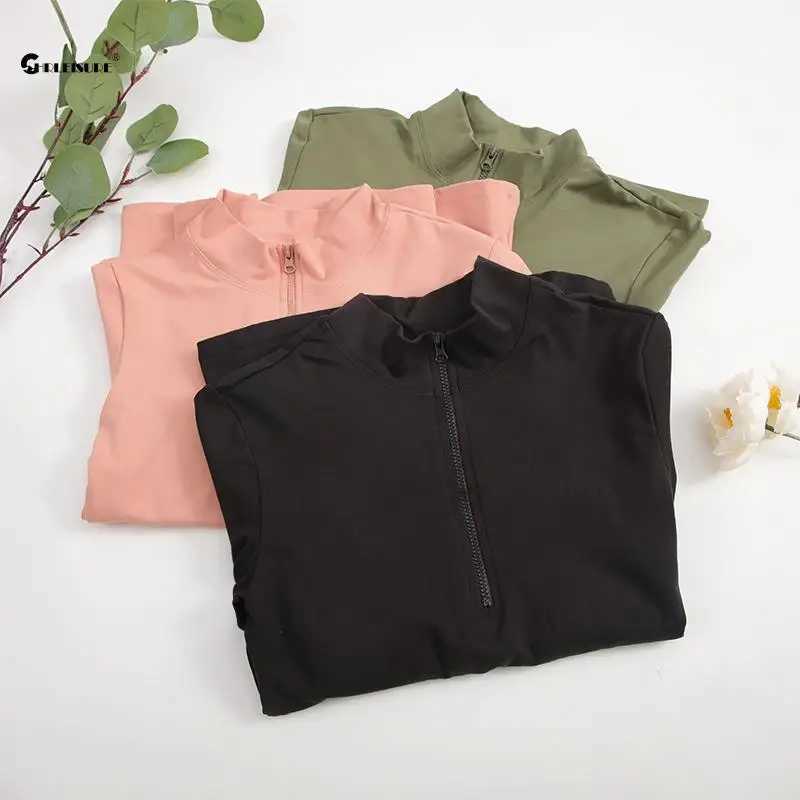Chreisure long sleeved yoga shirt half zip sports top with thumb hole elastic and breathable fitness shirt suitable for womens sportswearW250411