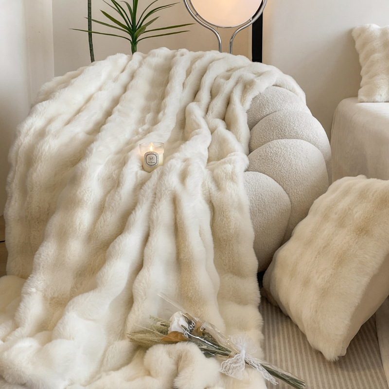 High-grade Faux Rabbit Fur Blanket Autumn Winter Soft Thick Warm Sofa Blanket Bedroom Bedding Nap Blanket Home Decor 240806