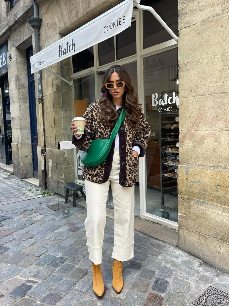 Fashion comparison leopard print single chest jacket elegant womens O-neck long sleeved pocket jacket womens warm jacket 241021