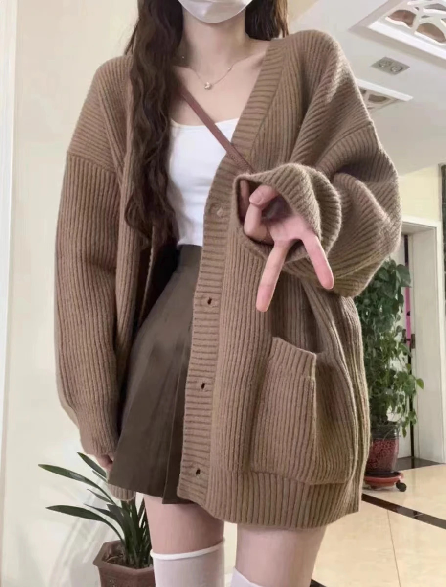 Women Chunky Cardigan Sweaters Button Up Vneck Front Pocket Soft Knitted Jacket Cozy Vibe Teengirl Fall Winter Outfit 241021