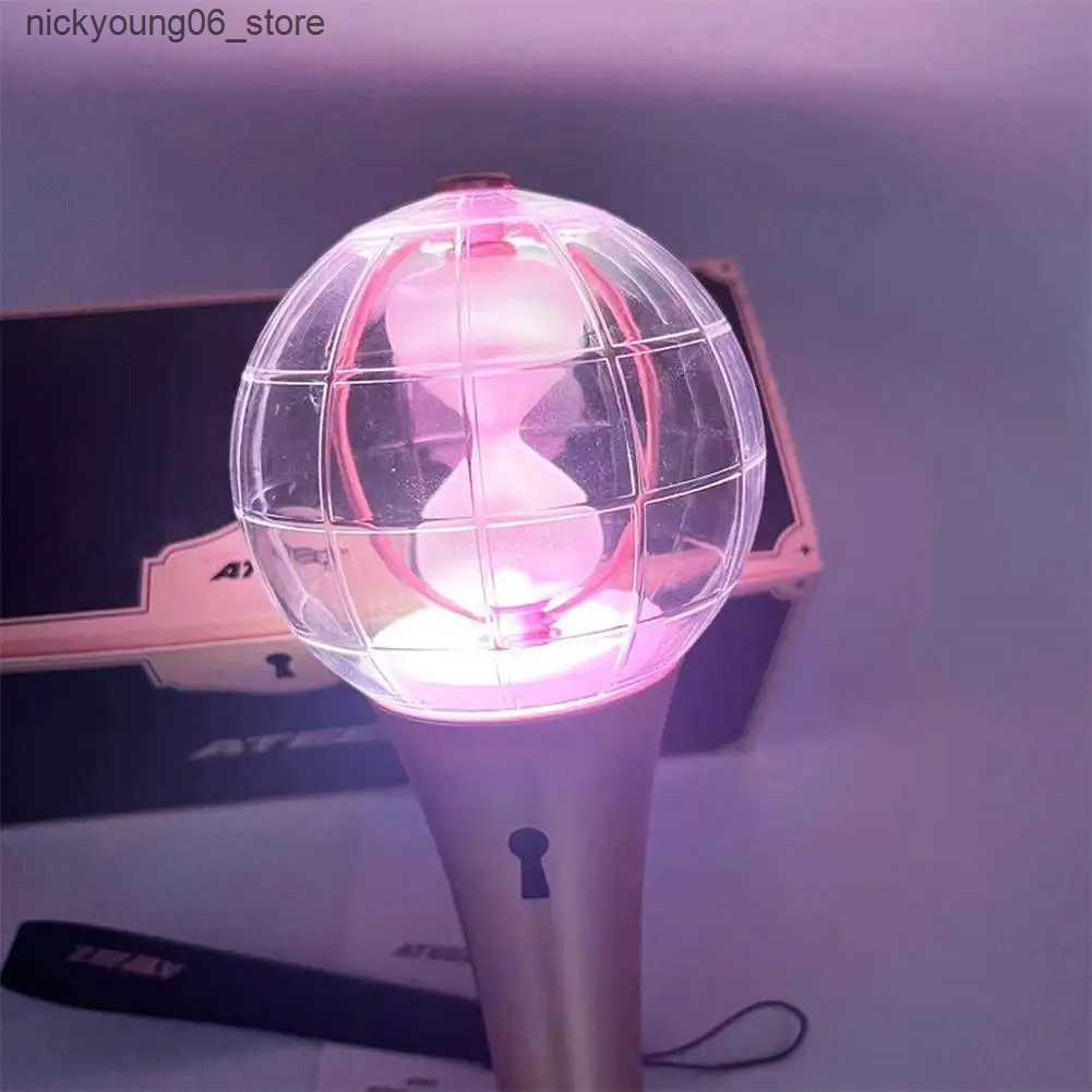 Plush Light - Up toys Ateez 2nd Generation Party Light Pole Concert Light Hand Light Fan Collection Toy Gift Decoration L240910