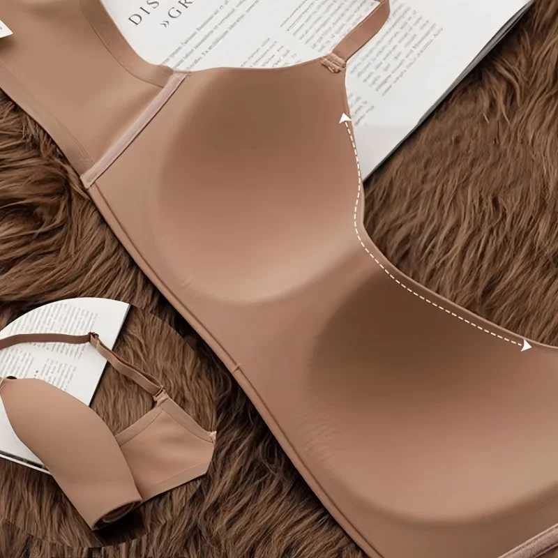 Seamless Bras Women Tube Top Underwear Small Chest Bras Womens Upper port Bra Non-Wire Fe Sexy Lingerie Solid IntimatesX2410