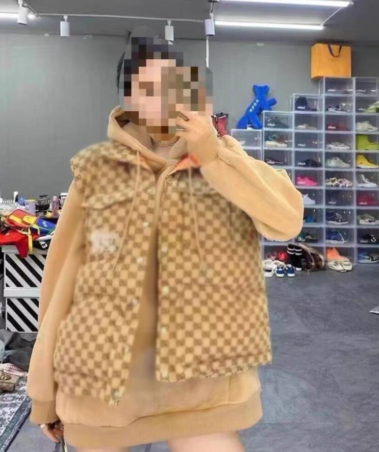 Winter luxury men's women's Men designer vest Jacket Down Cotton thick brand Vest Coats Puffer Jacket Vest Outwears Man Tops Jackets Windbreaker