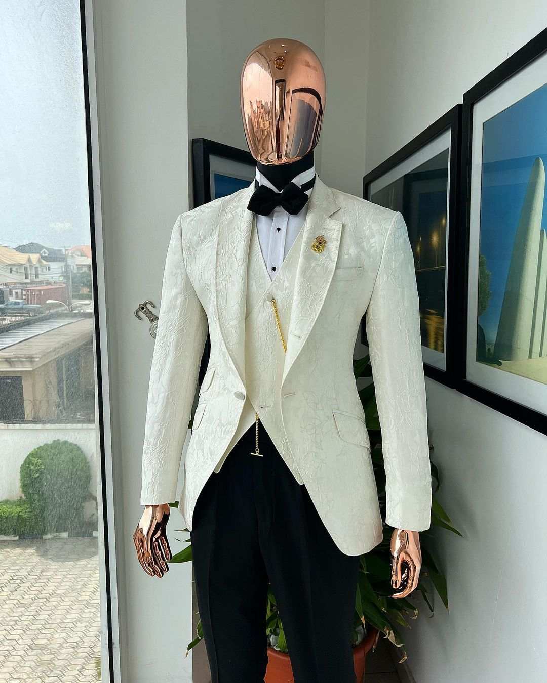 Graceful Wedding Suits Notched Lapel Jacket 2 Pieces Set Men's Tuxedo Appliques One Button Tailored Dinner Prom Groom Blazer Custom Made (Coat+Bl