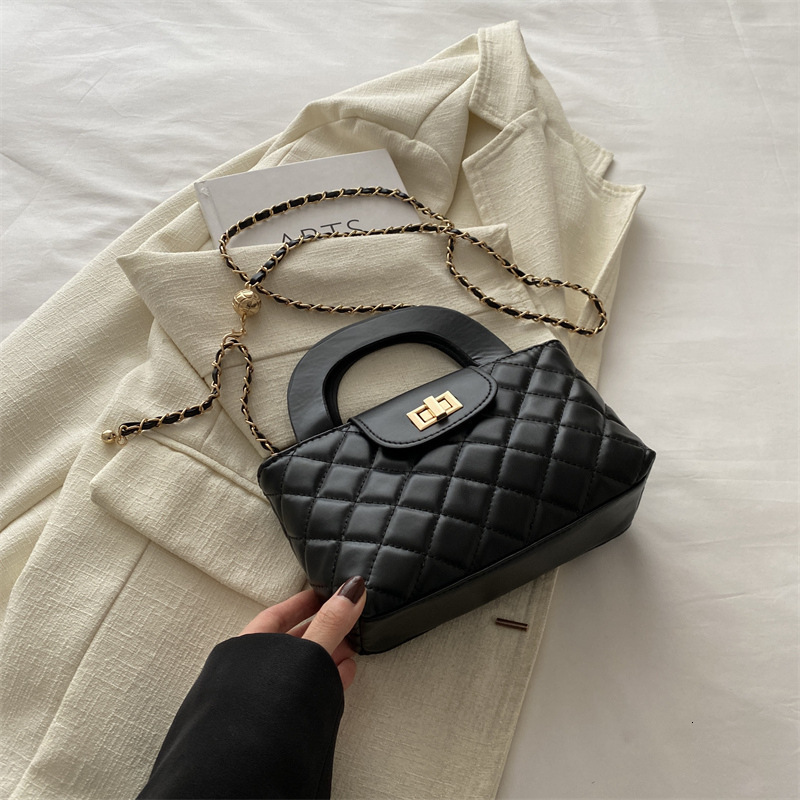 2025 New Outdoor Style Luxury Free Delivery Designer Bag Embroidery Thread Fashionable Buckle Handbag Versatile Ins Shoulder Korean Version Women'
