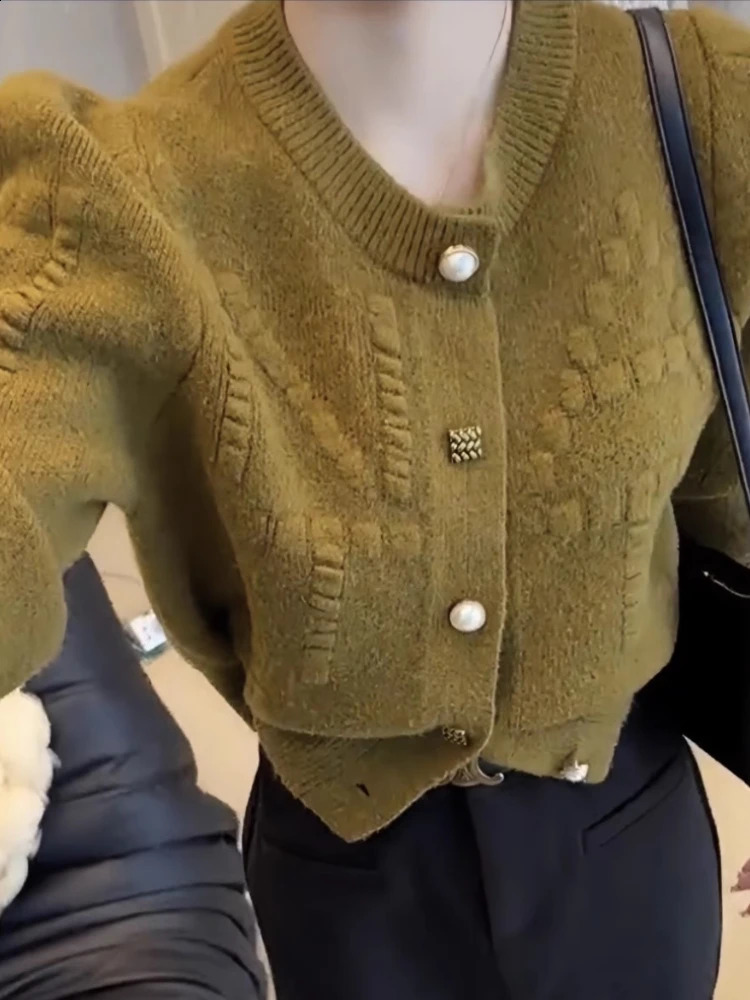 autumn and winter knitted cardigan womens long sleeved Christmas party red fashionable sweater shirt 241021