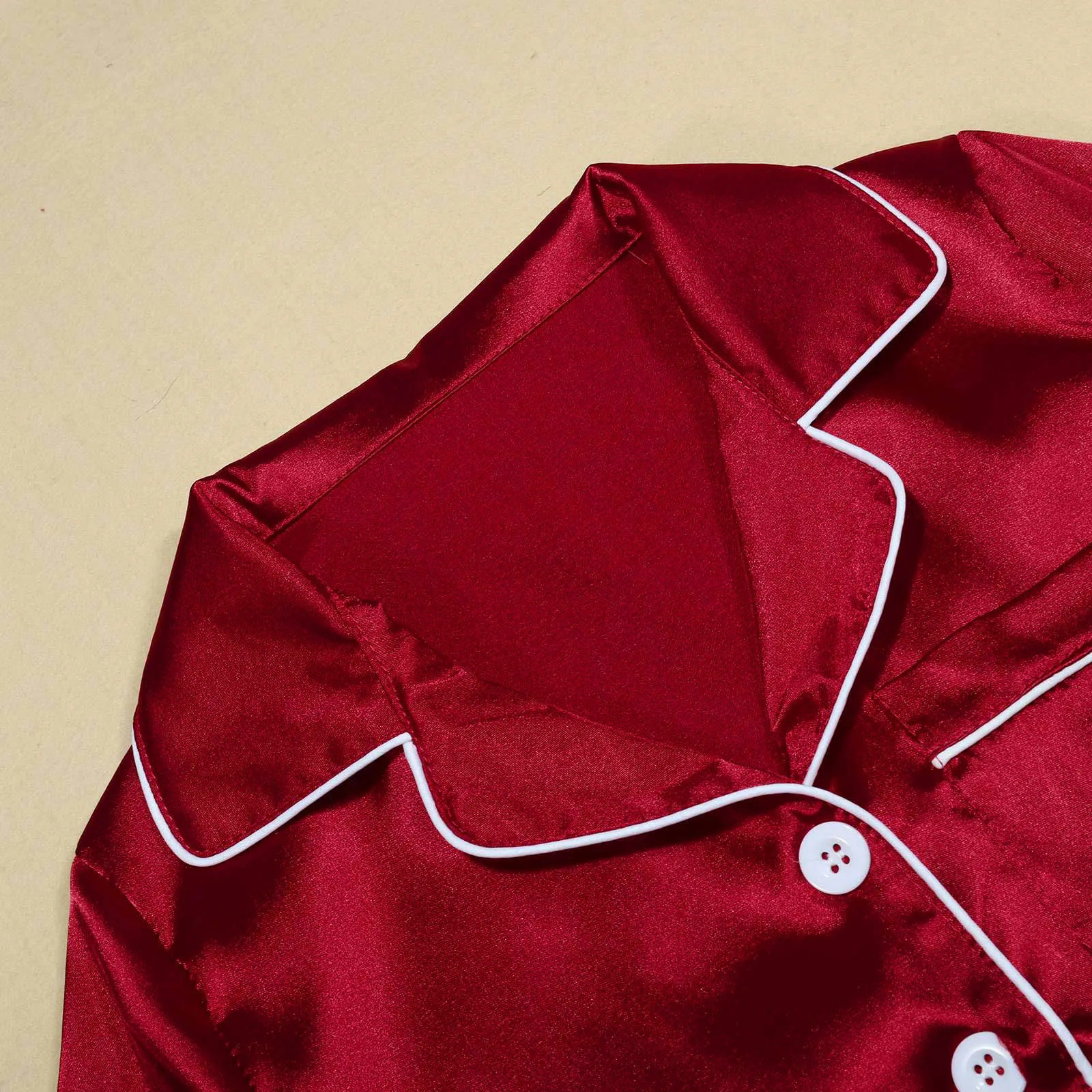 Satin Silk Family Matching Pajama Suits Christmas Sleepwear 2 Piece Set Solid Color Button Lapel Long Sleeve ShirtsCasual Pants 241022