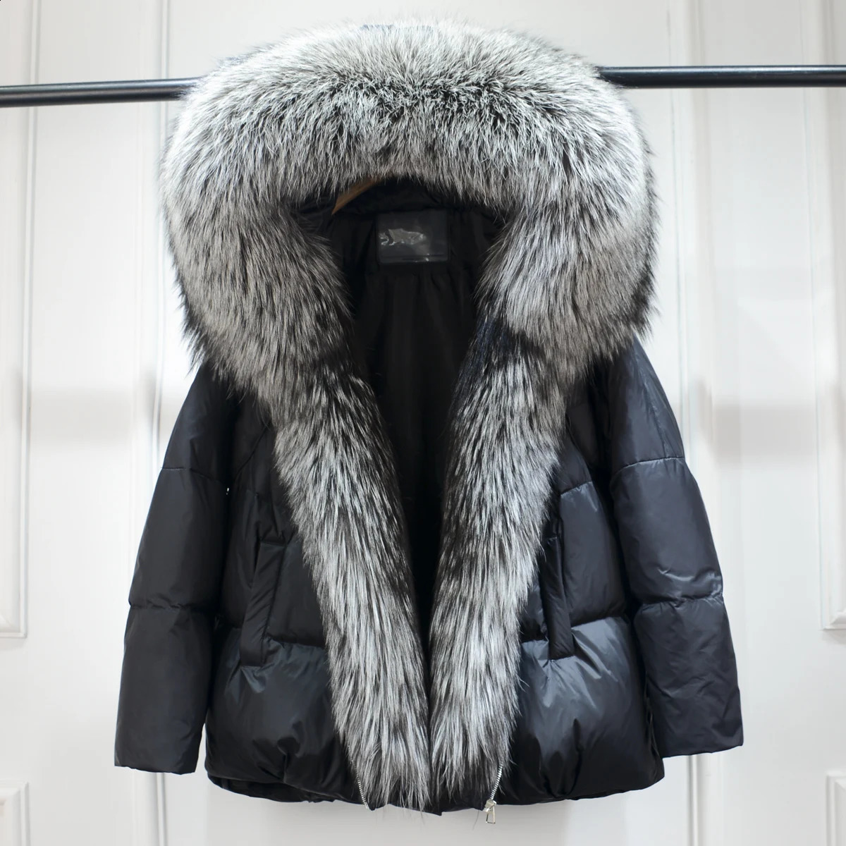 Winter Women Fox Fur Collar Thick Warm Puffer Coat Hooded Down Jacket Outerwear Female Loose Parkas 250725