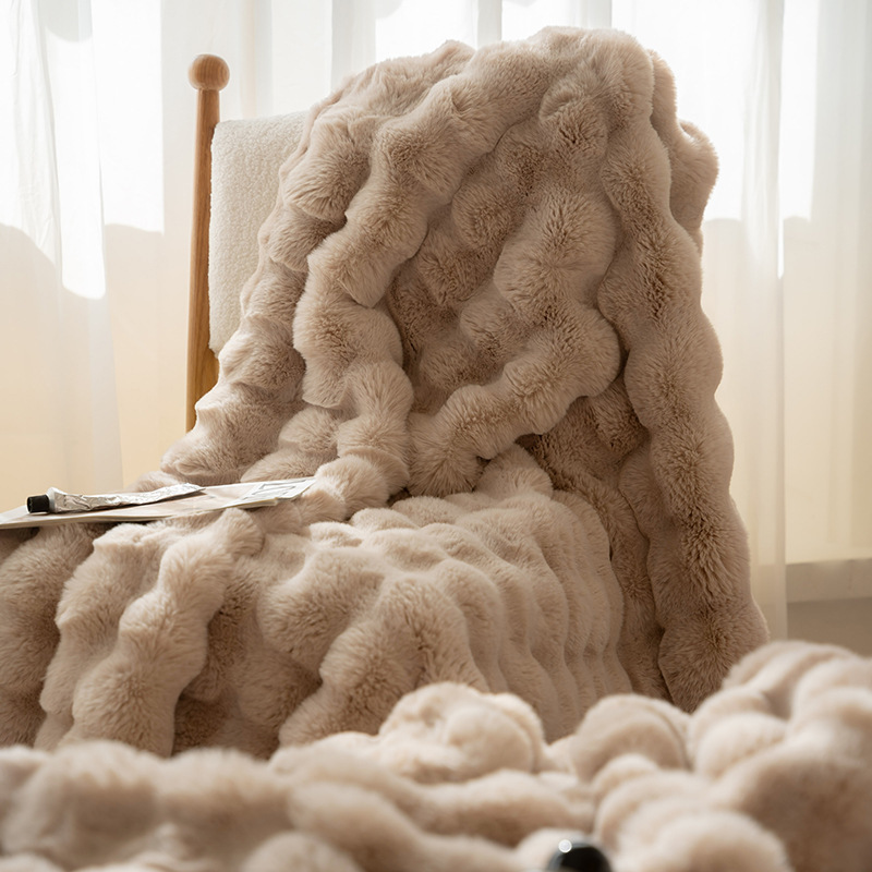 High-grade Faux Rabbit Fur Blanket Autumn Winter Soft Thick Warm Sofa Blanket Bedroom Bedding Nap Blanket Home Decor 240806