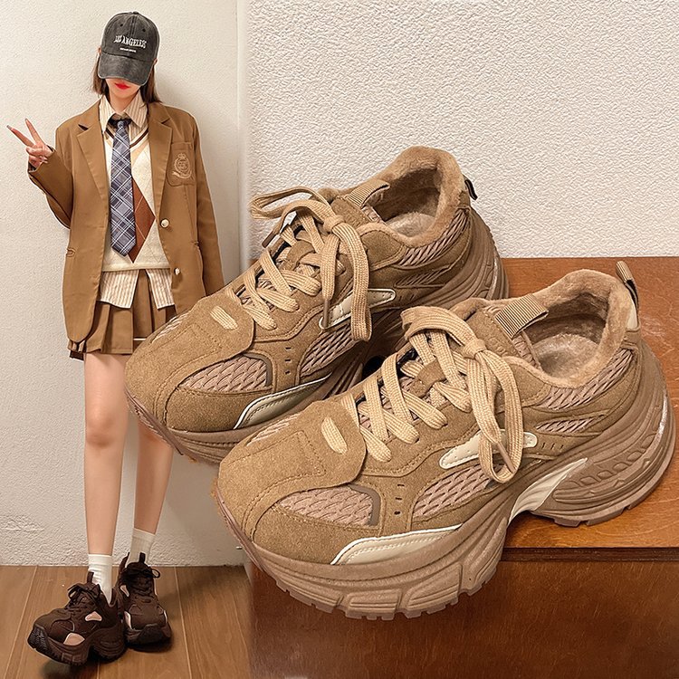 Women's New Versatile Retro Thick Soled Height Increasing Sports Leisure Shoes