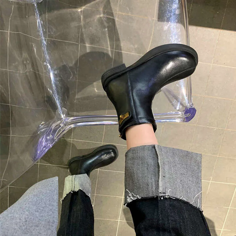 2024 Womens Boots Are Waterproof Warm New British Wind Round Head Back Zipper Bottom Thick Split Leather Short Boots Women