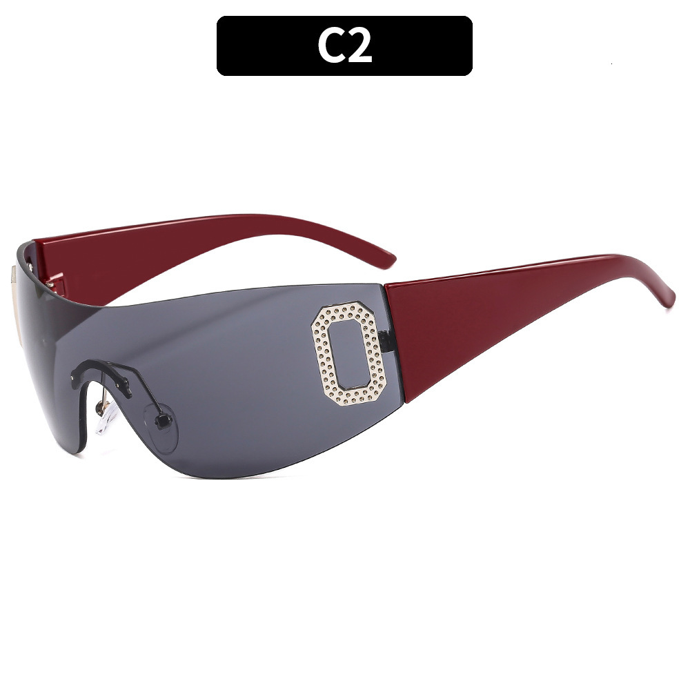 New Spicy Girl Integrated Sunshade Millennium Sunglasses Advanced Slimming Glasses