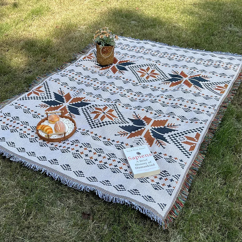 Bohemian Carpet Picnic Mat Outdoor Picnic Mat Picnic Supplies Portable Knitted Picnic Cloth Home Sofa Mat Beach Carpet 241021