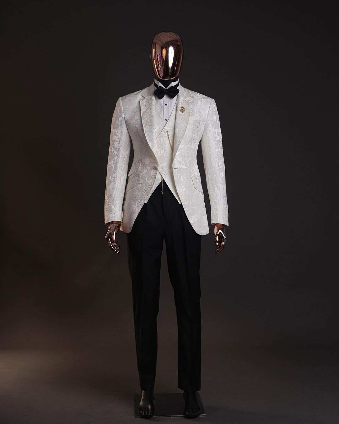 Graceful Wedding Suits Notched Lapel Jacket 2 Pieces Set Men's Tuxedo Appliques One Button Tailored Dinner Prom Groom Blazer Custom Made (Coat+Bl