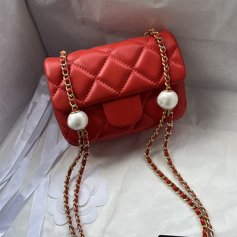 24ss Luxury Pearl Adjustable Matilas Chain Shoulder Bag Designer Women Hardware Metal Cc Buckle Leather Diamond Lattice Makeup Bag Mini Crossbody Bags 17x12cm