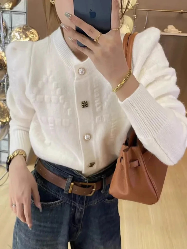 autumn and winter knitted cardigan womens long sleeved Christmas party red fashionable sweater shirt 241021