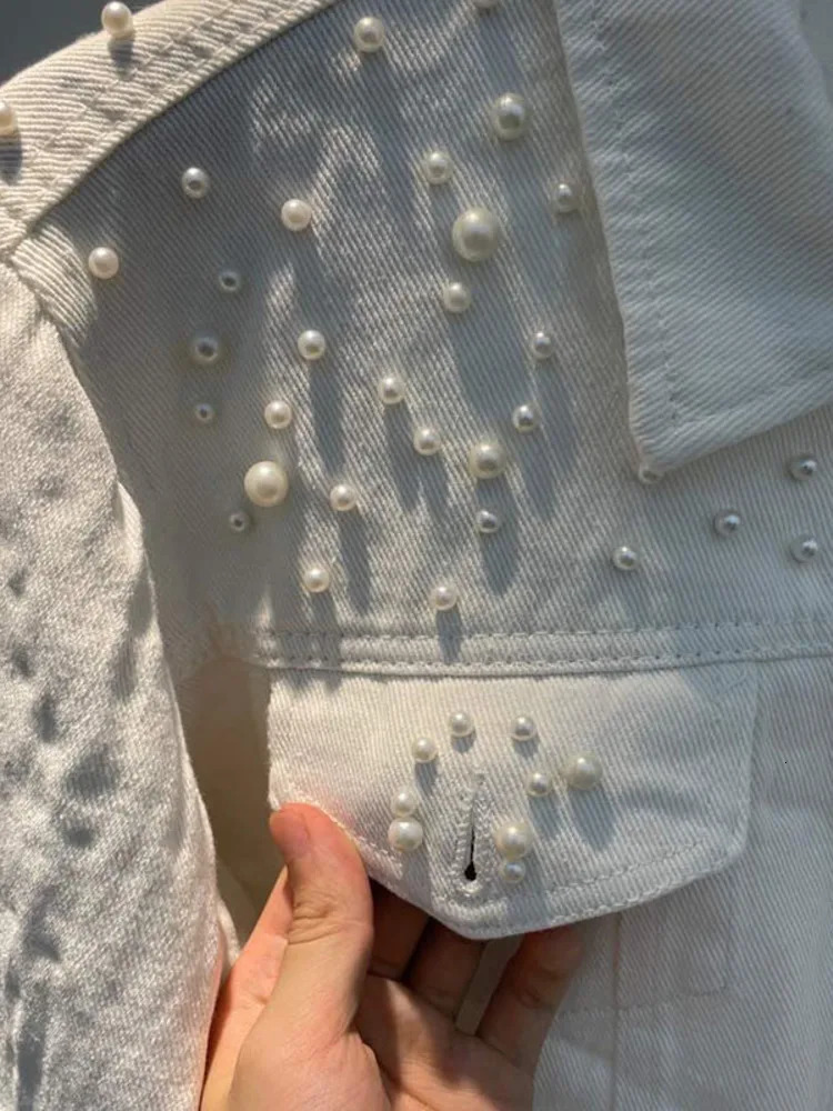 DEAT Fast Delivery Autumn Fashion Womens Denim Jacket Full Set Loose Button Pearl Short Collar Wild Casual AP446 241022