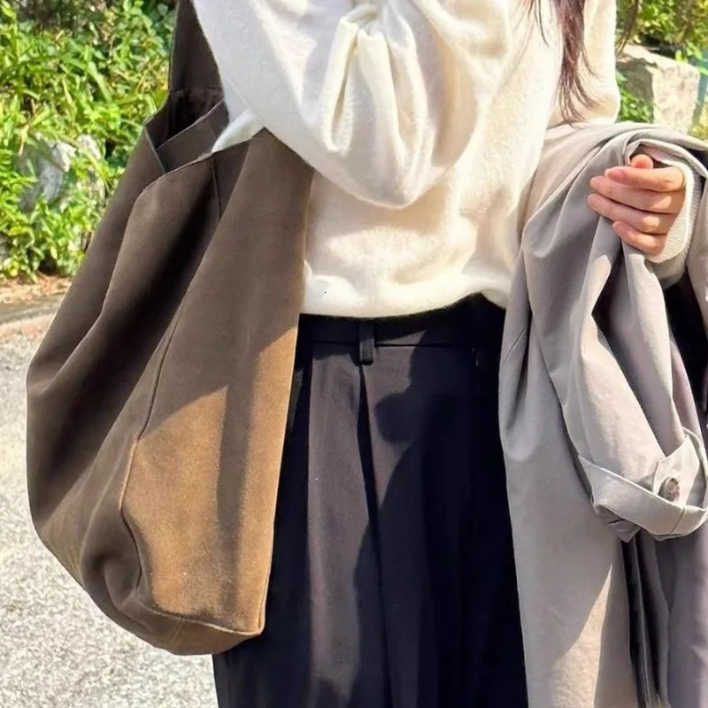 Korean Style Large Capacity Commuting Suede Solid Color Simple Bag Shoulder Handbag Hand Bags for Women 241021