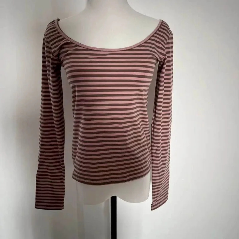 Casual Striped TShirt For Women Fashion Vintage Womens Long Sleeve Round Neck Slim Tee Spring Female Gentle Street Top 241022