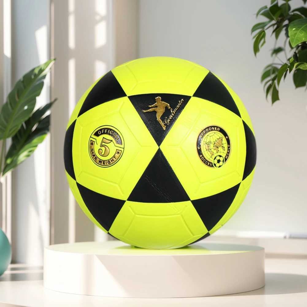 Size 5 Soccer Ball Youth Soccer Ball Machine Stitched School Competition Football Black Triang Print for Outdoor SportsXJ241023
