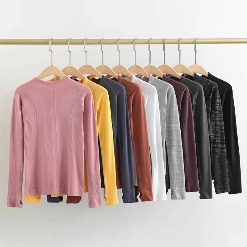 Breathable seamless yoga long sleeved slim fit fitness T-shirt quick drying running gym topXJ250410