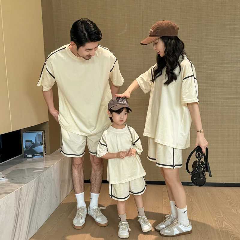 Parent-child Outfit 2024 Summer Family Clothes Korean High Quality Children Clothing Mom Dad and Daughter Son Same Two Piece SetXJ241008