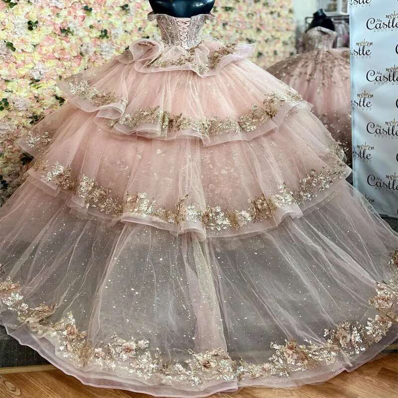 Blush Pink Quinceanera Dresses Gold Wer Applique Sweetheart Off The Shoulder Girls Birthday Party Prom Gowns Princess Dress